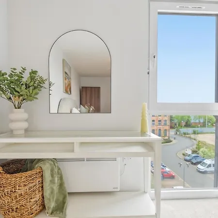 شقة Dock, Stylish 2 Bedroom Apartment, Free Parking, Close To Centre ليدز
